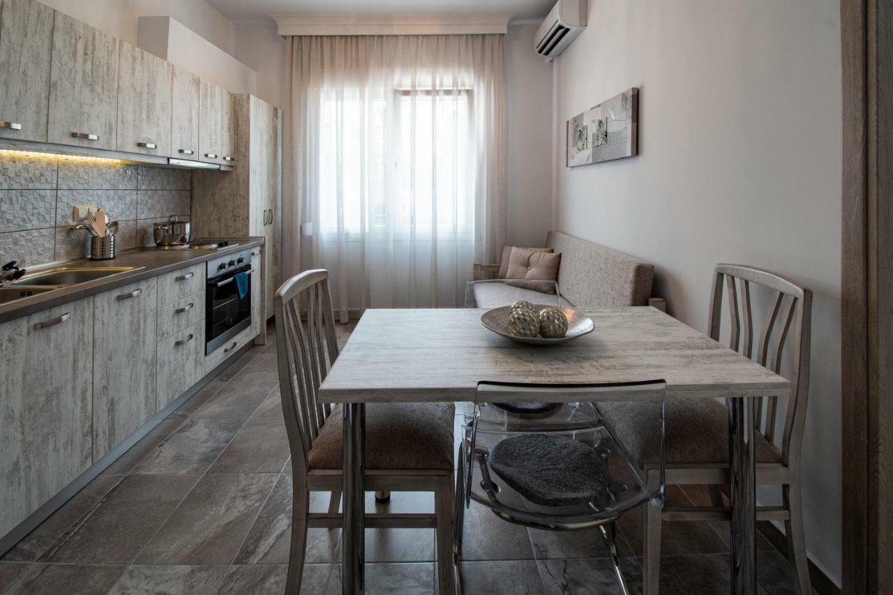 Katerina'S Luxury Apartments 리메나스 외부 사진