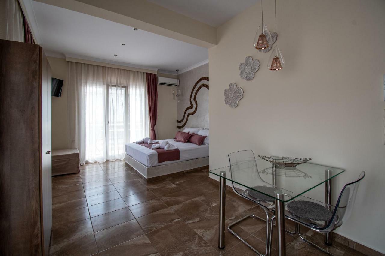 Katerina'S Luxury Apartments 리메나스 외부 사진