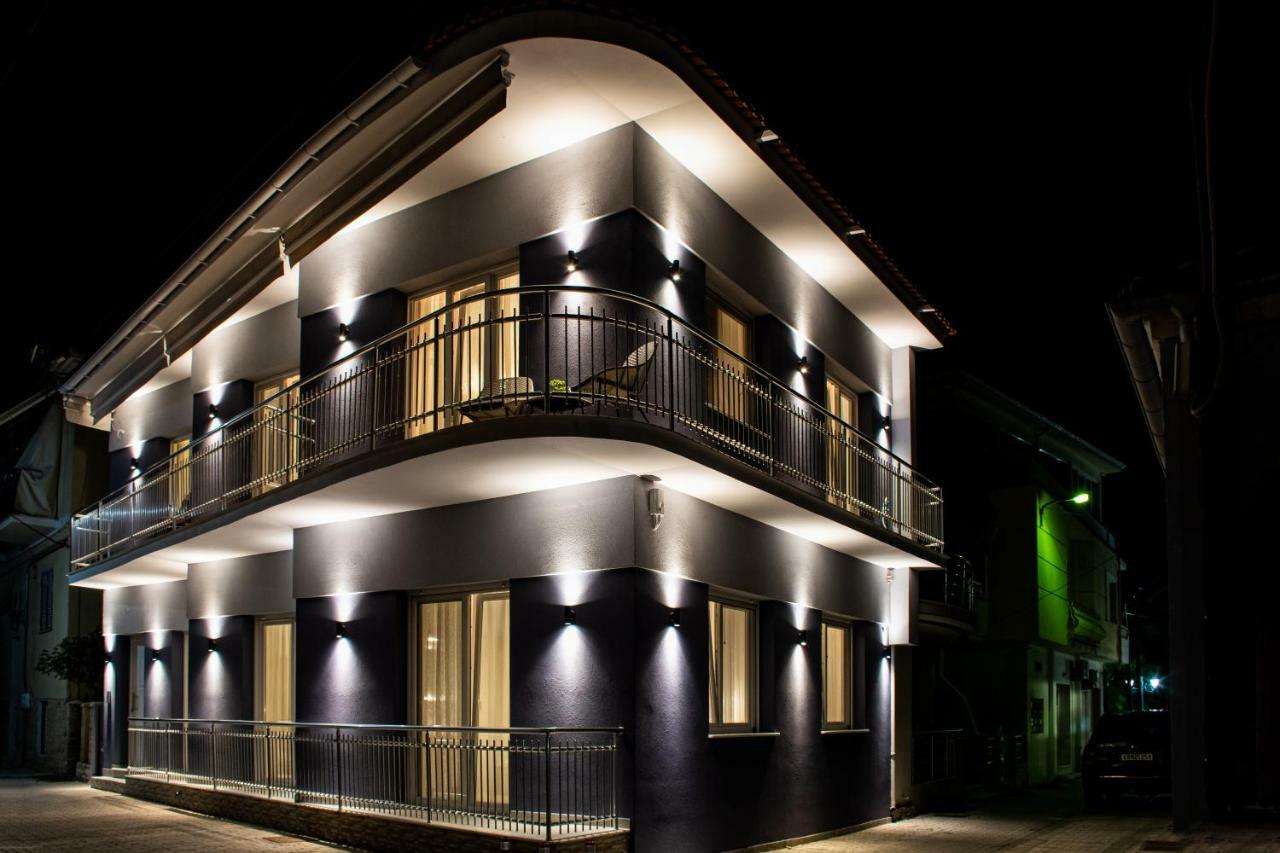 Katerina'S Luxury Apartments 리메나스 외부 사진