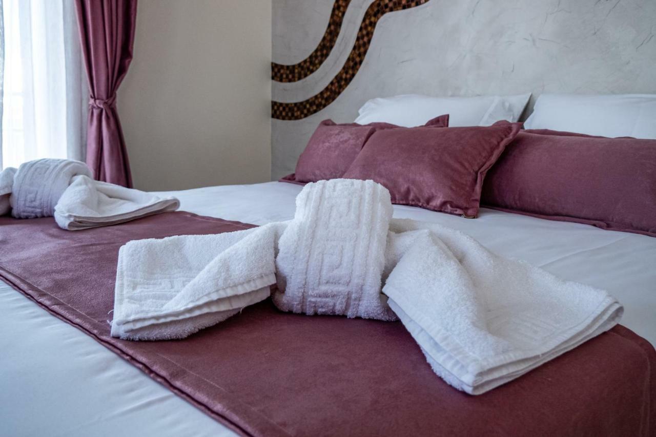 Katerina'S Luxury Apartments 리메나스 외부 사진