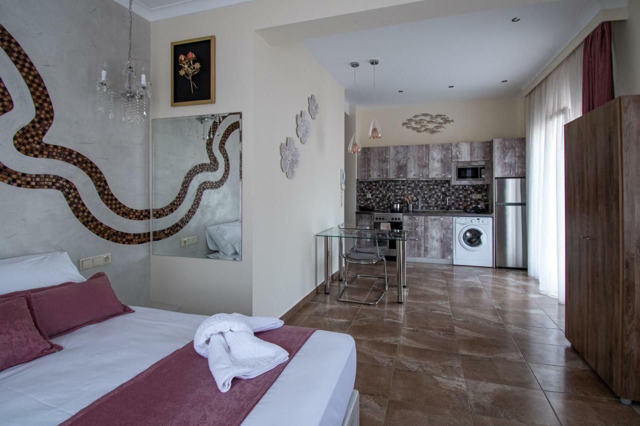 Katerina'S Luxury Apartments 리메나스 외부 사진